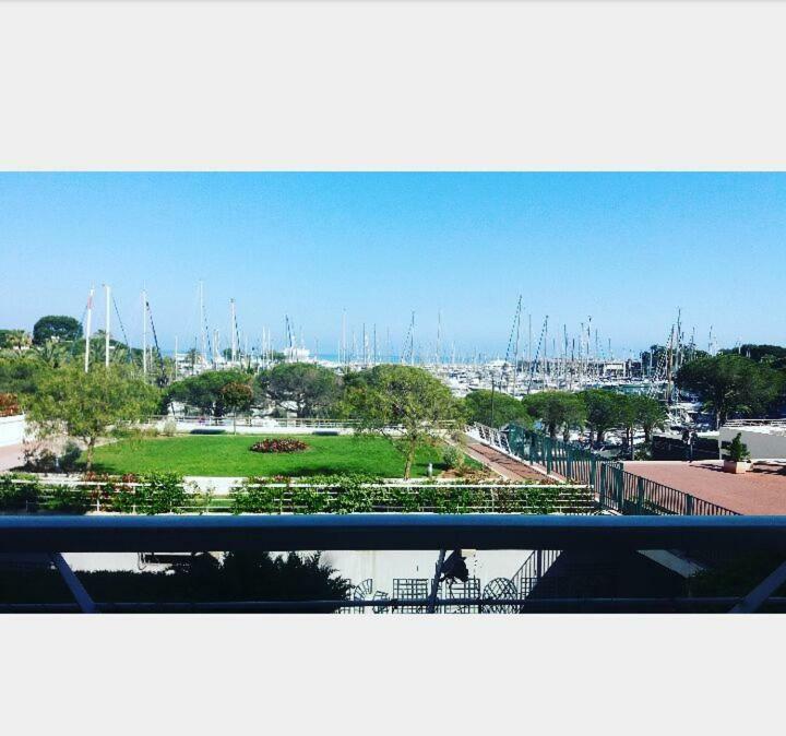 Ducal, Marina Baie Des Anges Apartment Villeneuve-Loubet Bagian luar foto