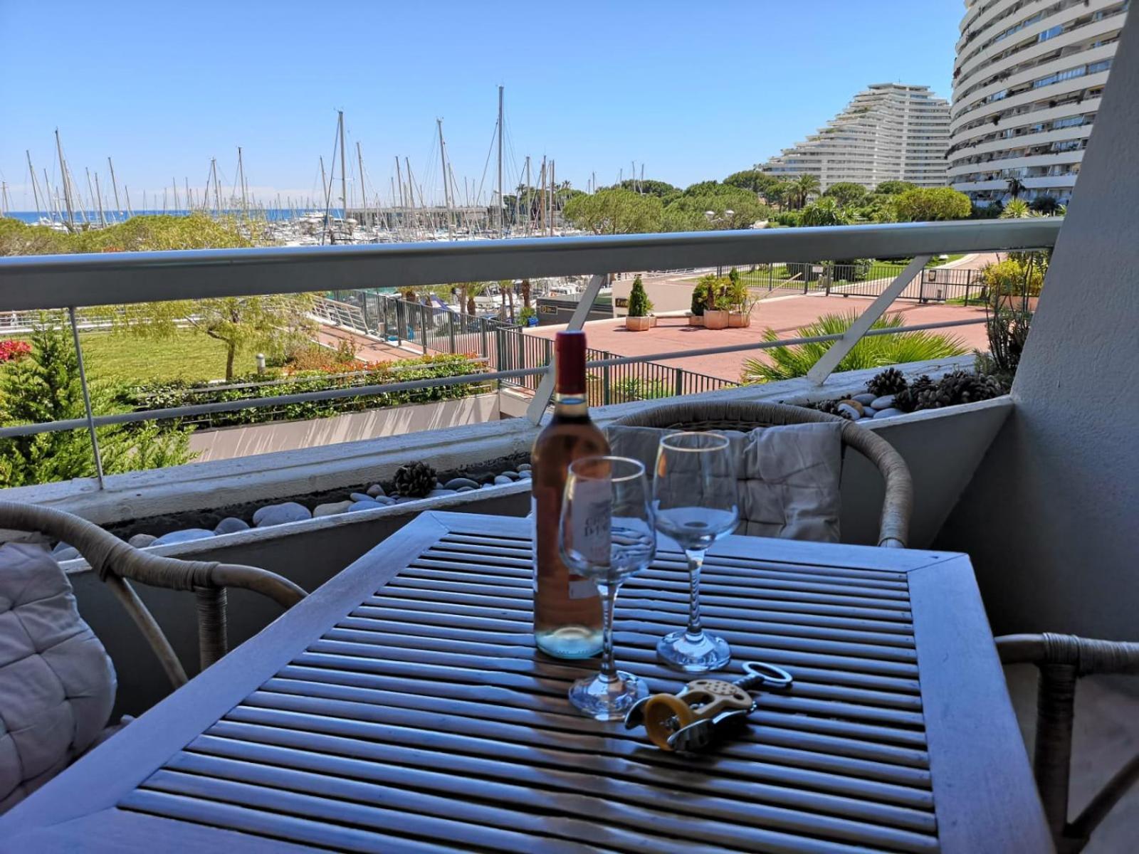 Ducal, Marina Baie Des Anges Apartment Villeneuve-Loubet Bagian luar foto